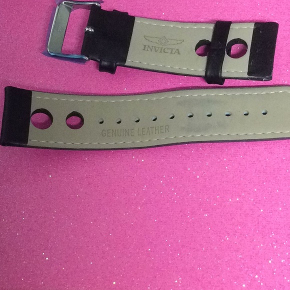 INVICTA - Picture 4 of 4